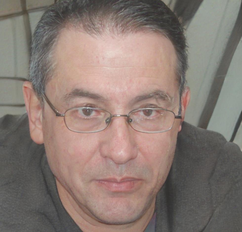 システム比較の専門家 田中浩司氏